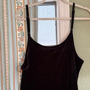 Elegant Black Velvet Women's Dress